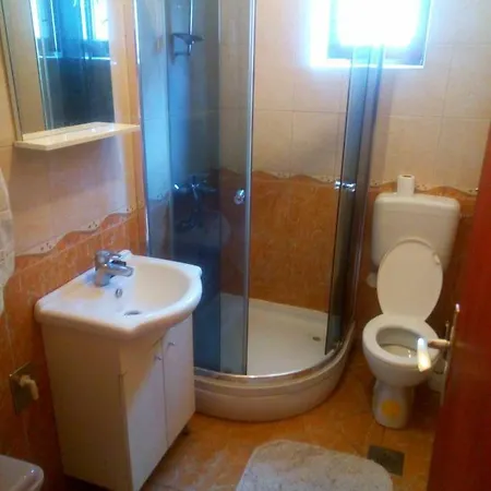 Apartment Ratkovic Sobe Apartman *